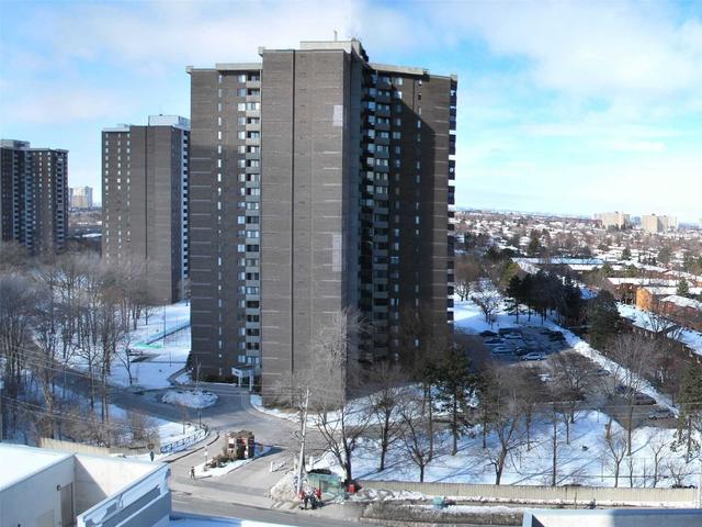 1003 - 30 Herons Hill Way, Condo with 1 bedrooms, 1 bathrooms and 1 parking in Toronto ON | Image 1