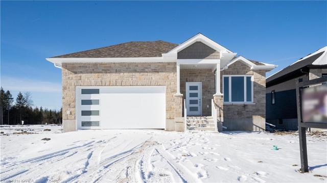 210 Creighton Drive, House detached with 3 bedrooms, 2 bathrooms and 6 parking in Loyalist ON | Card Image