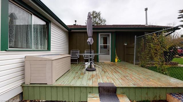 316 James Street, House detached with 2 bedrooms, 1 bathrooms and 4 parking in Central Huron ON | Image 23