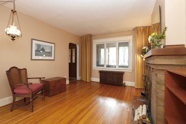 230 Milverton Blvd, House semidetached with 3 bedrooms, 1 bathrooms and 1 parking in Toronto ON | Image 18
