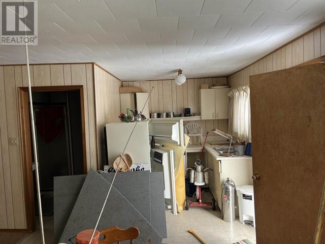 Cabin 7 - kitchen | Image 16