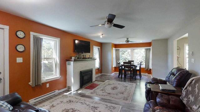 b1335 Regional Rd 15 Rd, House detached with 5 bedrooms, 2 bathrooms and 14 parking in Brock ON | Image 10