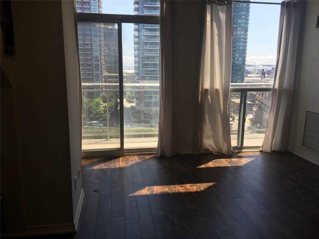 1001 - 1029 King St W, Condo with 1 bedrooms, 1 bathrooms and 0 parking in Toronto ON | Image 3