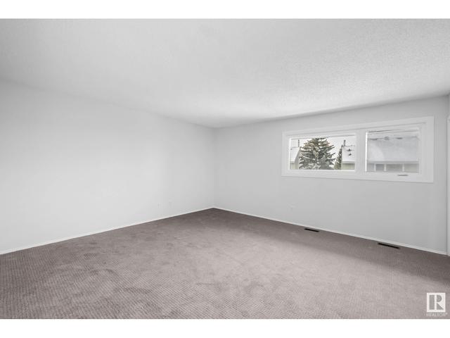 3044 108 St Nw, House attached with 3 bedrooms, 2 bathrooms and 4 parking in Edmonton AB | Image 24