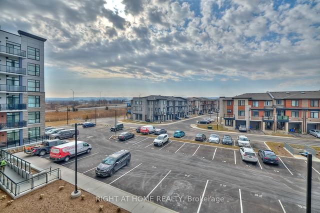 305 - 600 North Service Rd, Condo with 2 bedrooms, 2 bathrooms and 1 parking in Hamilton ON | Image 10