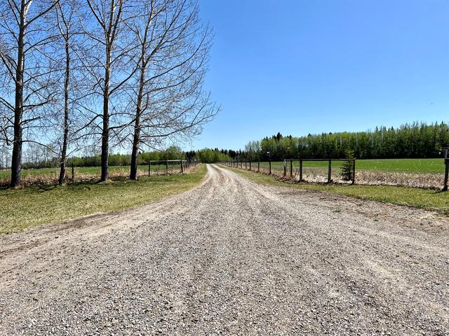 374004 Rge Rd 5 0, House detached with 4 bedrooms, 2 bathrooms and 6 parking in Clearwater County AB | Image 39