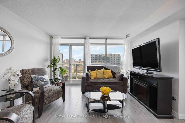 711 - 33 Singer Crt, Condo with 2 bedrooms, 2 bathrooms and 1 parking in Toronto ON | Image 4