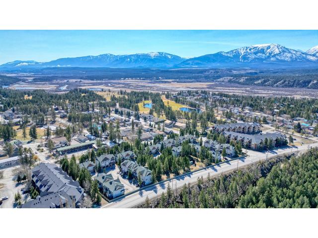 126 - 4835 Radium Boulevard, House attached with 3 bedrooms, 3 bathrooms and 1 parking in Radium Hot Springs BC | Image 35