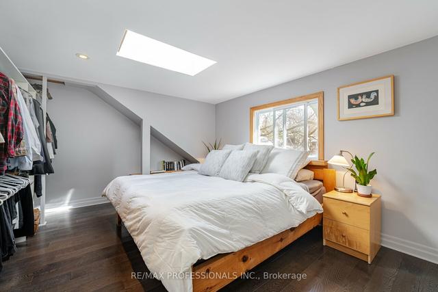 117 Eastville Ave, House detached with 3 bedrooms, 3 bathrooms and 4 parking in Toronto ON | Image 14