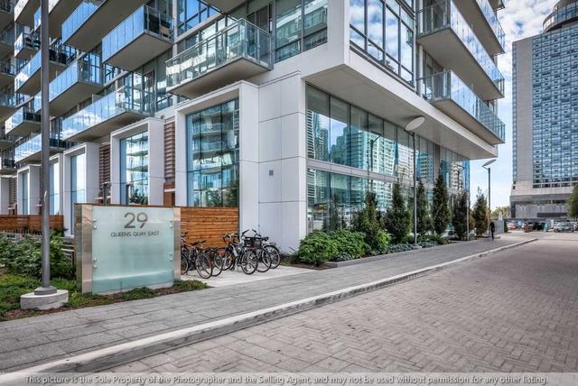 617 - 29 Queens Quay St E, Condo with 2 bedrooms, 2 bathrooms and 1 parking in Toronto ON | Image 19