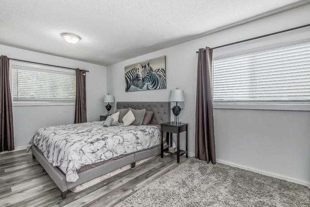 44 Hardisty Place Sw, House detached with 4 bedrooms, 3 bathrooms and 6 parking in Calgary AB | Image 20
