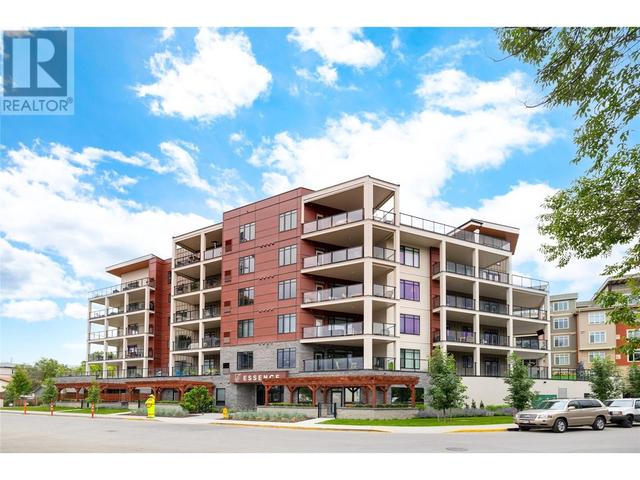 501 - 529 Truswell Road, Condo with 3 bedrooms, 3 bathrooms and 2 parking in Kelowna BC | Image 1