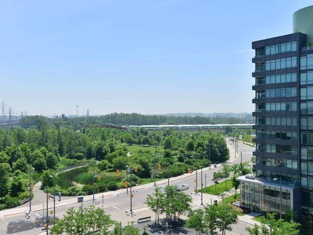 1007 - 170 Bayview Ave, Condo with 1 bedrooms, 1 bathrooms and 0 parking in Toronto ON | Image 9