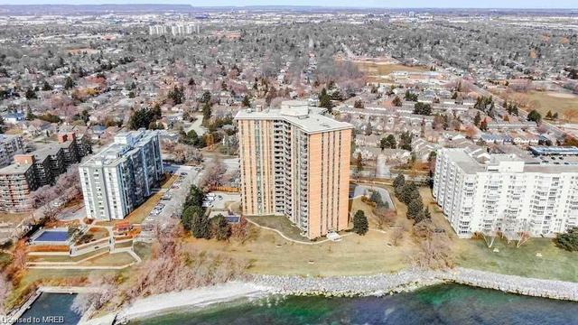 1201 - 5250 Lakeshore Road, House attached with 2 bedrooms, 1 bathrooms and 1 parking in Burlington ON | Image 4