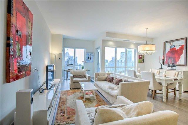 4404 - 300 Front St W, Condo with 2 bedrooms, 3 bathrooms and 2 parking in Toronto ON | Image 5