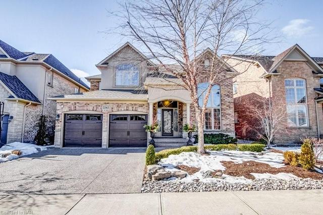 2242 Littondale Lane, House detached with 5 bedrooms, 3 bathrooms and null parking in Oakville ON | Image 1