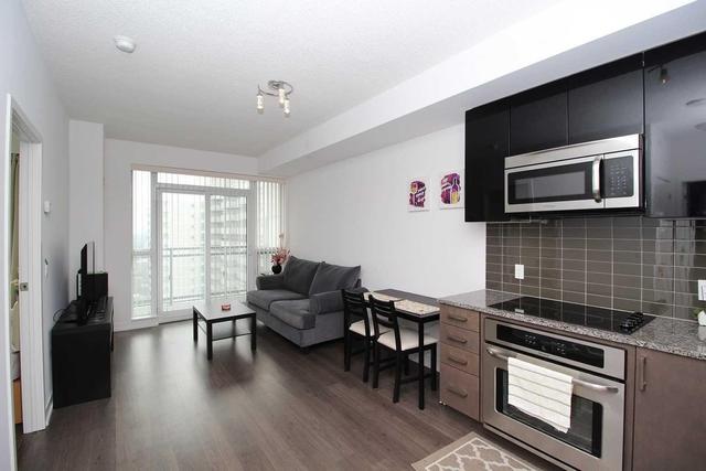 2219 - 98 Lillian St, Condo with 1 bedrooms, 1 bathrooms and null parking in Toronto ON | Image 3