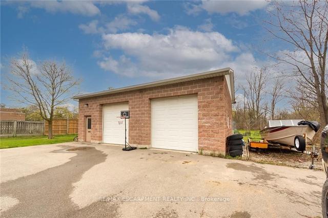 24 Talbot St E St E, House detached with 2 bedrooms, 2 bathrooms and 10 parking in Haldimand County ON | Image 23
