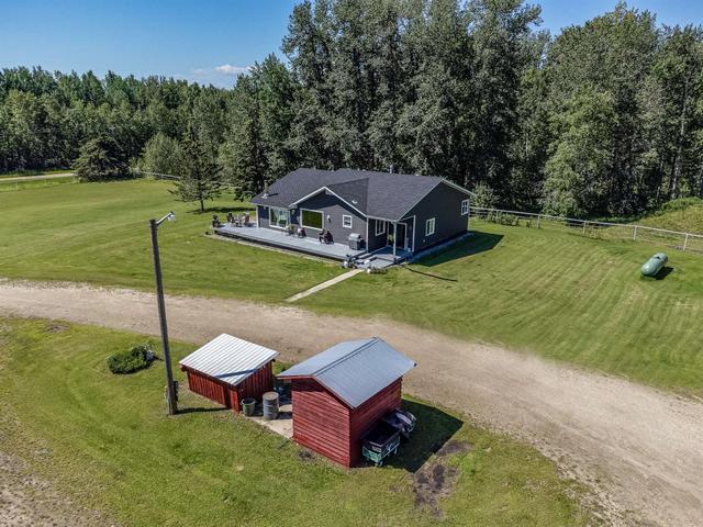 8414 Twp 493, House detached with 3 bedrooms, 3 bathrooms and null parking in Brazeau County AB | Image 1