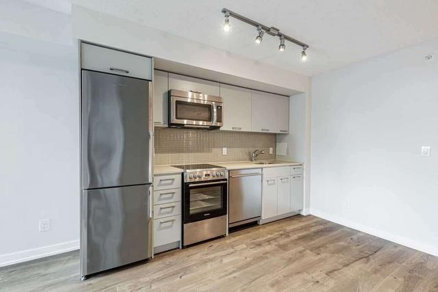 922 - 295 Adelaide St W, Condo with 1 bedrooms, 1 bathrooms and 1 parking in Toronto ON | Image 6