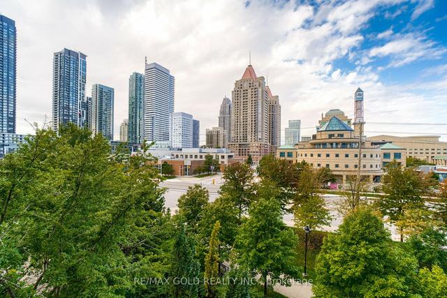 3309 - 310 Burnhamthorpe Rd W, Condo with 2 bedrooms, 2 bathrooms and 1 parking in Mississauga ON | Image 8