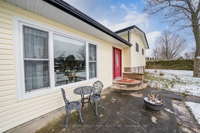 3 Teepee Crt, House detached with 3 bedrooms, 1 bathrooms and 3 parking in Kawartha Lakes ON | Image 25