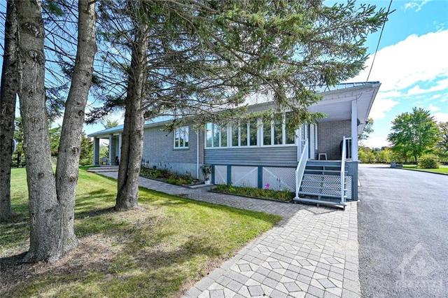 3805 Big Rideau Lake Road, House detached with 3 bedrooms, 2 bathrooms and 12 parking in Rideau Lakes ON | Image 22