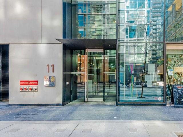 406 - 11 Charlotte St, Condo with 1 bedrooms, 1 bathrooms and 0 parking in Toronto ON | Image 21