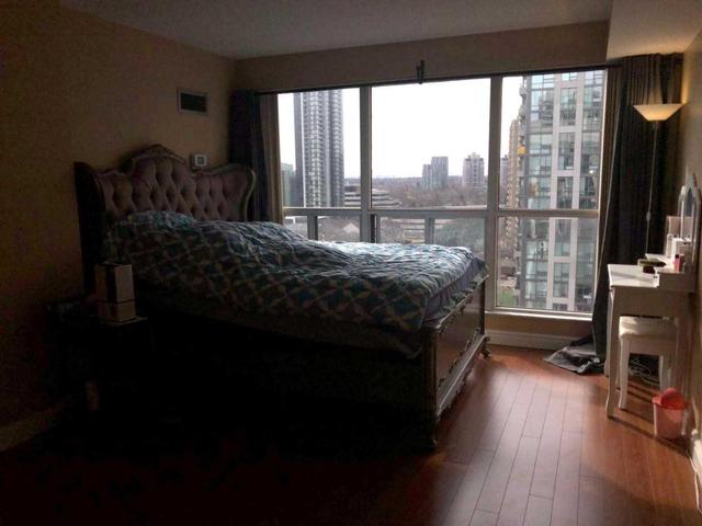 Sph208 - 28 Hollywood Ave, Condo with 1 bedrooms, 1 bathrooms and 1 parking in Toronto ON | Image 5