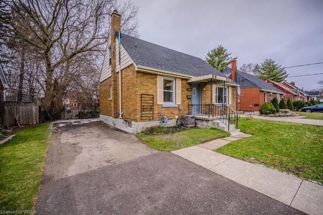566 Weber Street, House detached with 4 bedrooms, 2 bathrooms and 2 parking in Kitchener ON | Image 36