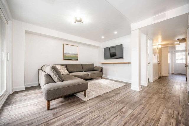 18 - 2272 Mowat Ave, Townhouse with 3 bedrooms, 4 bathrooms and 2 parking in Oakville ON | Image 27