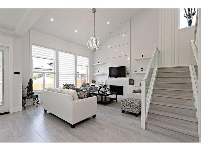 7739 157 Street, House detached with 6 bedrooms, 6 bathrooms and 4 parking in Surrey BC | Image 6