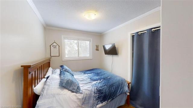 309 Ninth Street N, House detached with 3 bedrooms, 1 bathrooms and 5 parking in South Bruce Peninsula ON | Image 5
