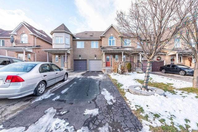 617 Lumberton Cres, House attached with 3 bedrooms, 3 bathrooms and 3 parking in Mississauga ON | Image 1