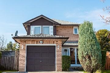 30 Mara Cres, House detached with 3 bedrooms, 3 bathrooms and 3 parking in Brampton ON | Image 1