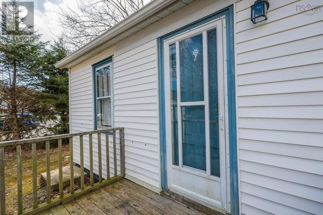 9 Pond Street, House detached with 2 bedrooms, 1 bathrooms and null parking in Mahone Bay NS | Image 47