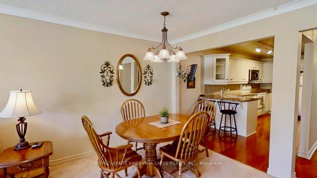 7 - 90 Parklawn Blvd, Townhouse with 2 bedrooms, 2 bathrooms and 2 parking in Brock ON | Image 3