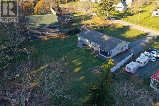 13759 Highway 3, House detached with 3 bedrooms, 1 bathrooms and null parking in Lunenburg MD NS | Image 31