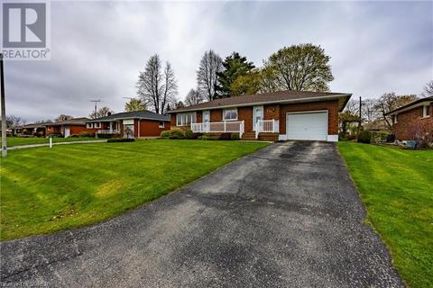 217 Montclair Crescent, Waterford, ON, N0E1Y0 | Card Image