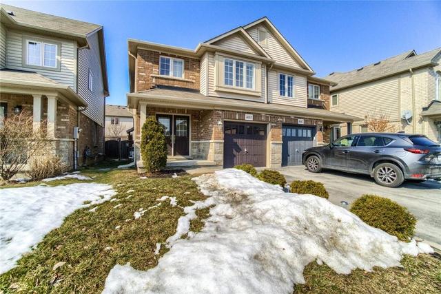 4685 Thomas Alton Boulevard, House semidetached with 3 bedrooms, 2 bathrooms and 1 parking in Burlington ON | Image 4