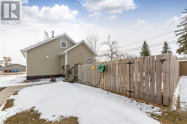 402 2nd Street W, House detached with 3 bedrooms, 1 bathrooms and null parking in Maidstone SK | Image 29