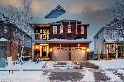 1085 Scollard Drive, House detached with 4 bedrooms, 3 bathrooms and 4 parking in Peterborough ON | Card Image