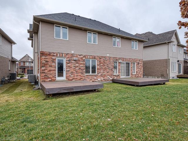 1144 Caen Avenue, House semidetached with 3 bedrooms, 3 bathrooms and null parking in Woodstock ON | Image 38