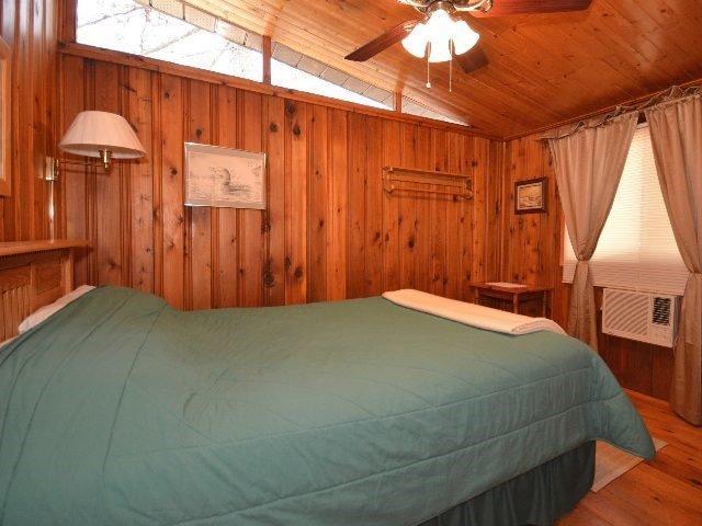 1001 Mcrae Hay Lake Rd, House detached with 3 bedrooms, 2 bathrooms and 20 parking in South Algonquin ON | Image 8
