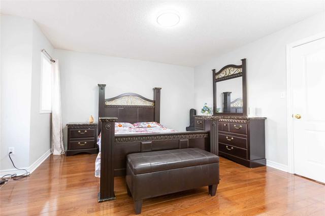 76 Quantum St, House detached with 4 bedrooms, 5 bathrooms and 4 parking in Markham ON | Image 20