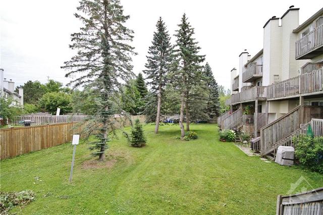 406 Briston Private, House attached with 2 bedrooms, 2 bathrooms and 1 parking in Ottawa ON | Image 29