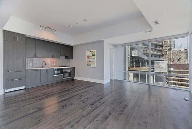 1001 - 29 Queens Quay E, Condo with 2 bedrooms, 2 bathrooms and 1 parking in Toronto ON | Image 6
