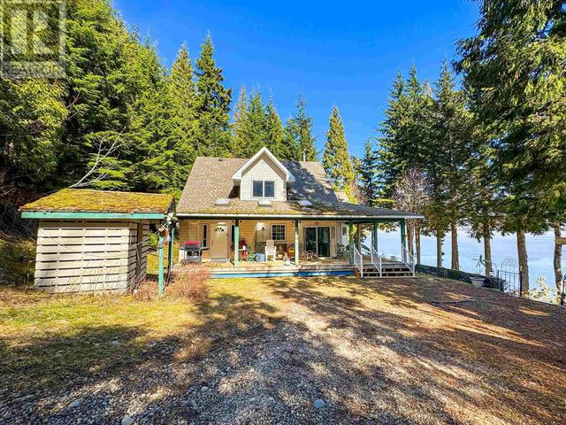 2874 Squirrel Point, House detached with 4 bedrooms, 1 bathrooms and null parking in Kitimat Stikine C (Part 1) BC | Image 4