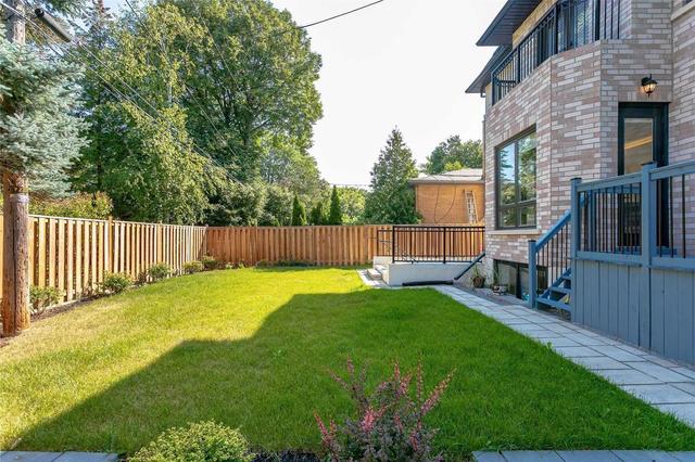 26 Markhaven Rd, House detached with 4 bedrooms, 6 bathrooms and 6 parking in Markham ON | Image 33