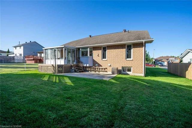 5 Copeland St, House detached with 2 bedrooms, 2 bathrooms and 6 parking in Penetanguishene ON | Image 15